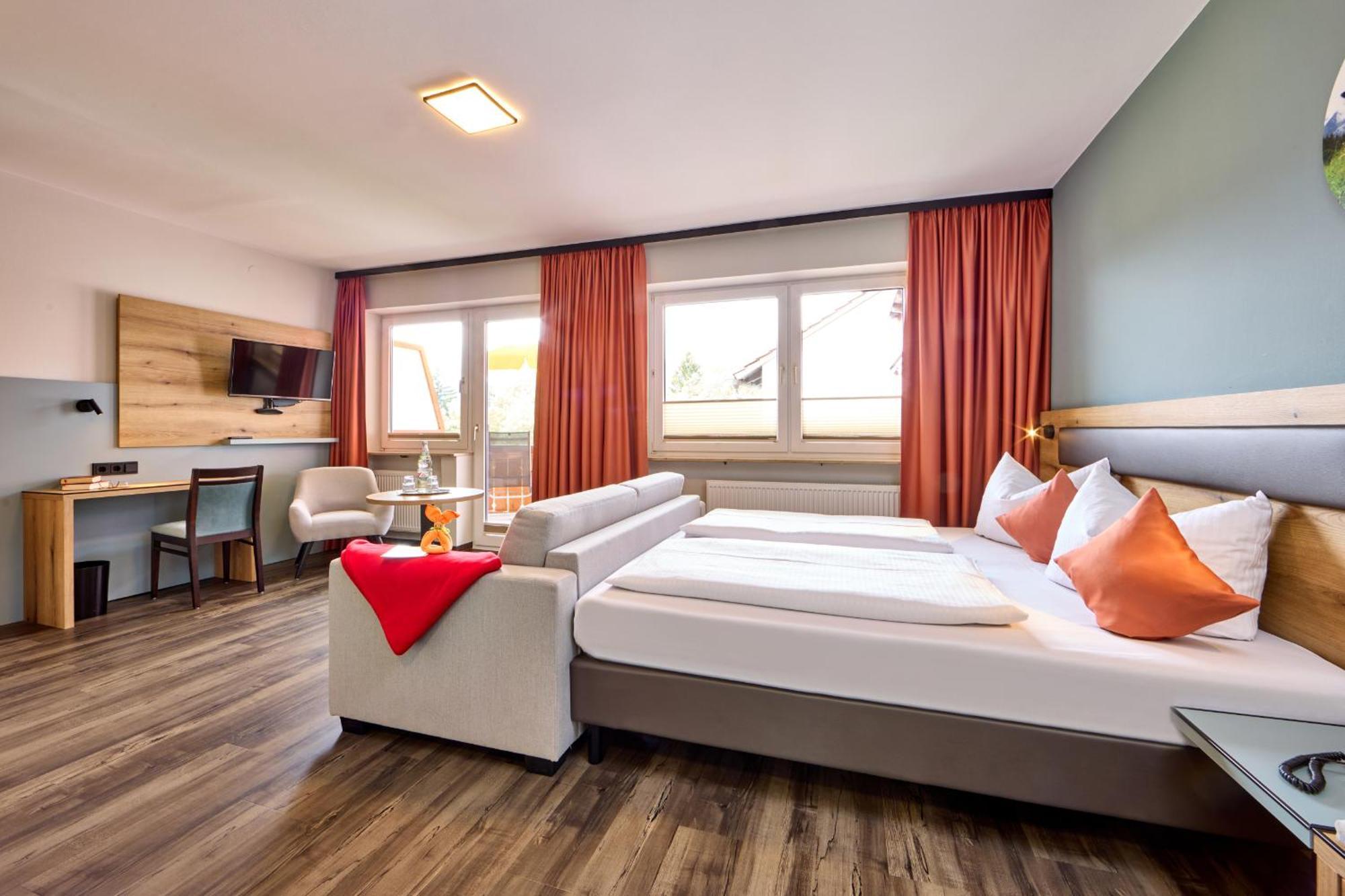 Aura-Hotel Saulgrub Extérieur photo